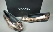 CHANEL 36 Bronze Black Laminated Goatskin ballet ballerina flats Cap Toe CC NEW