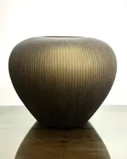 BIDKhome Appy Vase Vertical Pencil Cut Stone