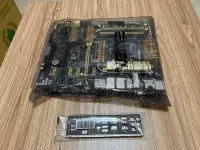 在飛比找Yahoo!奇摩拍賣優惠-(售4000)全新 華碩 ASUS Z87 DELUXE 1