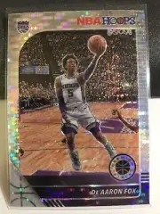 2019-20 NBA Hoops Premium Stock De'Aaron Fox Silver Pulsar Prizm.