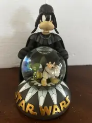 Disney Parks Star Wars Goofy Darth Vadar Snow GlobeJedi Mickey-Stitch