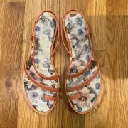 Donald Pliner Roland Patent Sandal, size 8, Sherbert