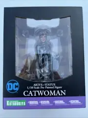 Kotobukiya ARTFX+ CATWOMAN 1/10 Scale Pre-Painted Figure