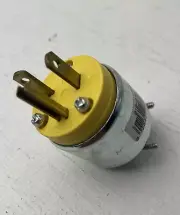 NEW LEVITON 620PA 2 POLE, 3 WIRE, ROUND PLUG DEAD FRONT 20 AMP, 250V