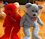 BEANIE BABIES BUNDLE, AMERICA RED AND AMERICA BLUE NEW, WITH TAGS