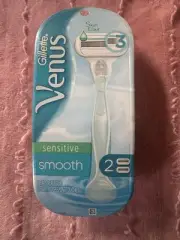 Women’s Gillette Venus SENSITIVE SMOOTH Razor - 1 handle + 2 Cartridge NEW