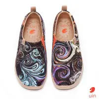 在飛比找ETMall東森購物網優惠-uin西班牙原創設計 女鞋 星夜彩繪休閒鞋81012080