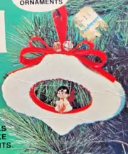 Fibre-Craft FROSTED ORNAMENTS Angels Sequin Bead Vtg Christmas Ornament Kit
