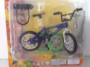 Micro Extreme Finger Game Die-Cast Micro Stunt Bike Playset work Kelley doll **