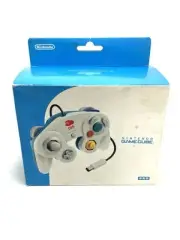 Club Nintendo GameCube Controller White And Blue Red Logo