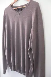 NWT Tahari Pure Luxe 100% Cashmere Men's Handsome Brown V Neck Sweater M $245