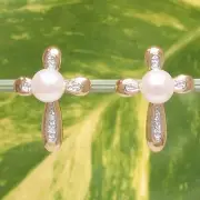 14kt Yellow Gold Christian Cross Diamond White Cultured Pearl Stud Earrings TPJ