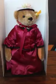 Steiff Victorian Lady Bear Vintage But NIB #S71