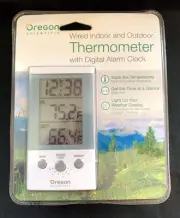 Oregon Scientific THT312 Wired Thermometer Digital Alarm Clock NIB