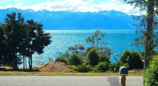 Lakefront Fantail Cottage Lake Hawea, Wanaka