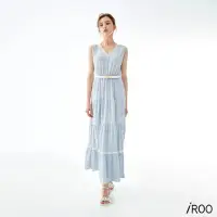 在飛比找momo購物網優惠-【iROO】田園風格紋渡假長版洋裝