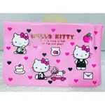 ♥小公主日本精品♥ HELLO KITTY粉紅坐姿蘋果蛋糕愛心滿版存摺本卡套附夾層卡夾方便收納62036603