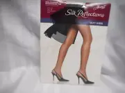 Hanes Silk Reflections Silky Sheer Non-Control Top BARELY BLACK Size EF