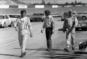 Donnie Allison Richard Petty had pole position and 1974 Motor Racing Old Photo