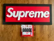 NWT Supreme Hexbug Nano Flash Motion Bug LED 5 Pack Logo Sign Display Art