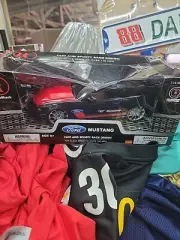 Radio Shack Ford Mustang Race R/C Race Car 1:15 Scale 100MPH Radio Control 2005