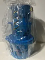 Tupperware set of three canisters