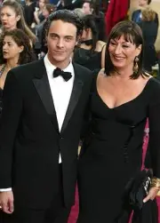 Anjelica Huston nephew James Huston at 75th Academy Awards Kodak - 2003 Photo 3