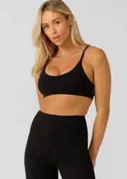 [Lorna Jane] Sweet Thing All Day Sports Bra in Black, Size - Large L Black