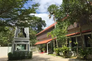 芭堤雅泰塔尼泳池別墅度假酒店Pattaya Thai Thani Pool Villa Resort