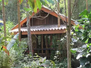 猴子公寓小屋Monkey Mansion Bungalows