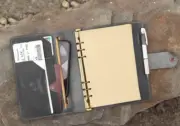 A5 loose leaf Writing note Notebook Retro Diary Notepad cow leather black Q400
