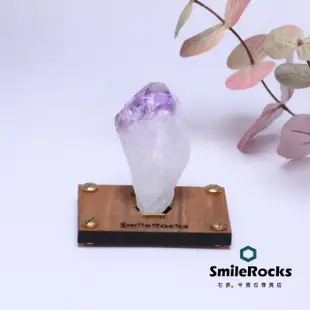 【SmileRocks 石麥】紫鈦晶柱原礦 No.043250720(附SmilePad Stand 6X9底板)