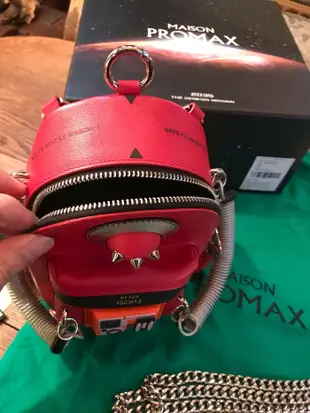 法國 Maison Promax 壞蛋包 紅色 怪獸 機器人 潮流 造型 後背包 肩包 全新品 收藏 附原廠盒 防塵袋