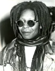 Whoopi Goldberg 7x9 original photo #D1107