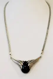 Vintage Silver Snake Chain Black Lucite Hammered Pendant 19”
