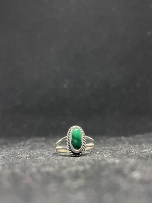 Native American Navajo malachite Sterling Silver Ring Size 6.5