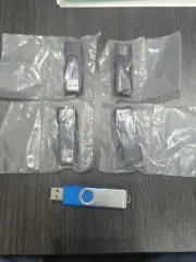 PNY 16GB USB 2.0 Flash Drive - New - 4 Pack + Bonus Drive