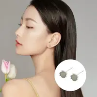 在飛比找momo購物網優惠-【A&R】韓版s925純銀玉石款耳釘耳環(簡約時尚 復古 氣