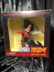 Hellboy- Artfx Vinyl Action Figure