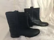 COLE HAAN MARI SHAPOVA BLACK BOOTS size 9 (box slightly damaged)