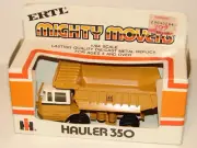 Vintage ERTL MIGHTY MOVERS 1/64 SCALE International IH HAULER 350 #1852 *NIB*