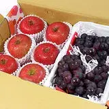 在飛比找遠傳friDay購物優惠-【鮮果日誌】甜蜜禮讚葡萄禮盒（日本蜜蘋果6入+葡萄2.5台斤