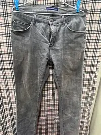 在飛比找Yahoo!奇摩拍賣優惠-Trussardi Jeans 休閒長褲 34