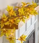 Plow & Hearth Indoor Outdoor Golden Yellow Maple Leaf Garland 24 Light Fall Auto