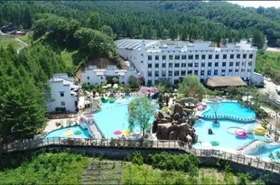 吉林聖鑫世外桃源温泉谷Shengxin Shiwai Taoyuan Hot Spring Valley