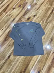 Size XL - Travis Scott Stop Look Listen L/S 8D2NA9J6R