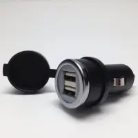 在飛比找Yahoo!奇摩拍賣優惠-[非常日本]~獨家車用點煙器轉USB，100%台灣製造，車充