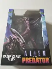 NECA ALIEN VS PREDATOR RAZOR CLAWS ALIEN XENOMORPH ACTION FIGURE BNIP