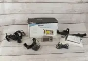 Garmin Quest GPS Bundle Pocket Size Handheld Americas CD Set - WORKS!