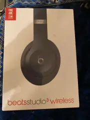 Beats by Dr. Dre Studio3 Headband Wireless Headphones - Blue Sealed New.